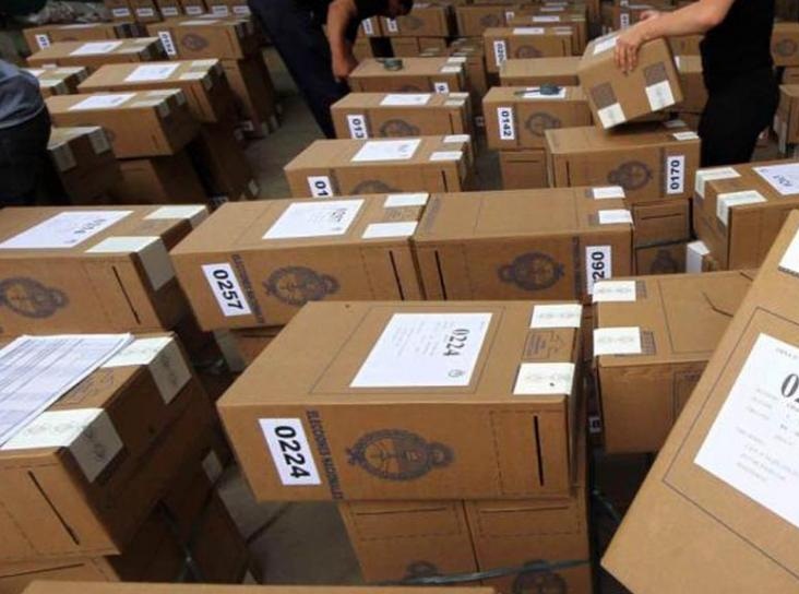 LOS QUE JUEGAN EL DOMINGO