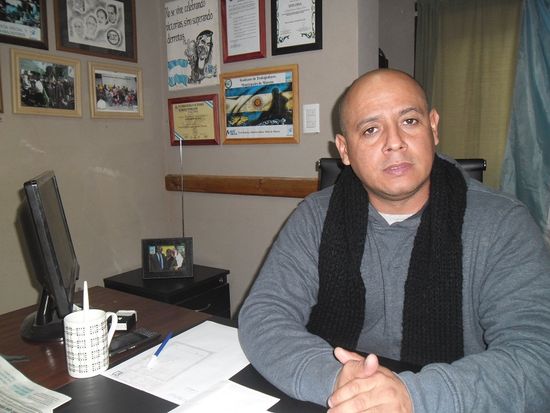 POR LA FALTA DE PAGOS SALARIALES